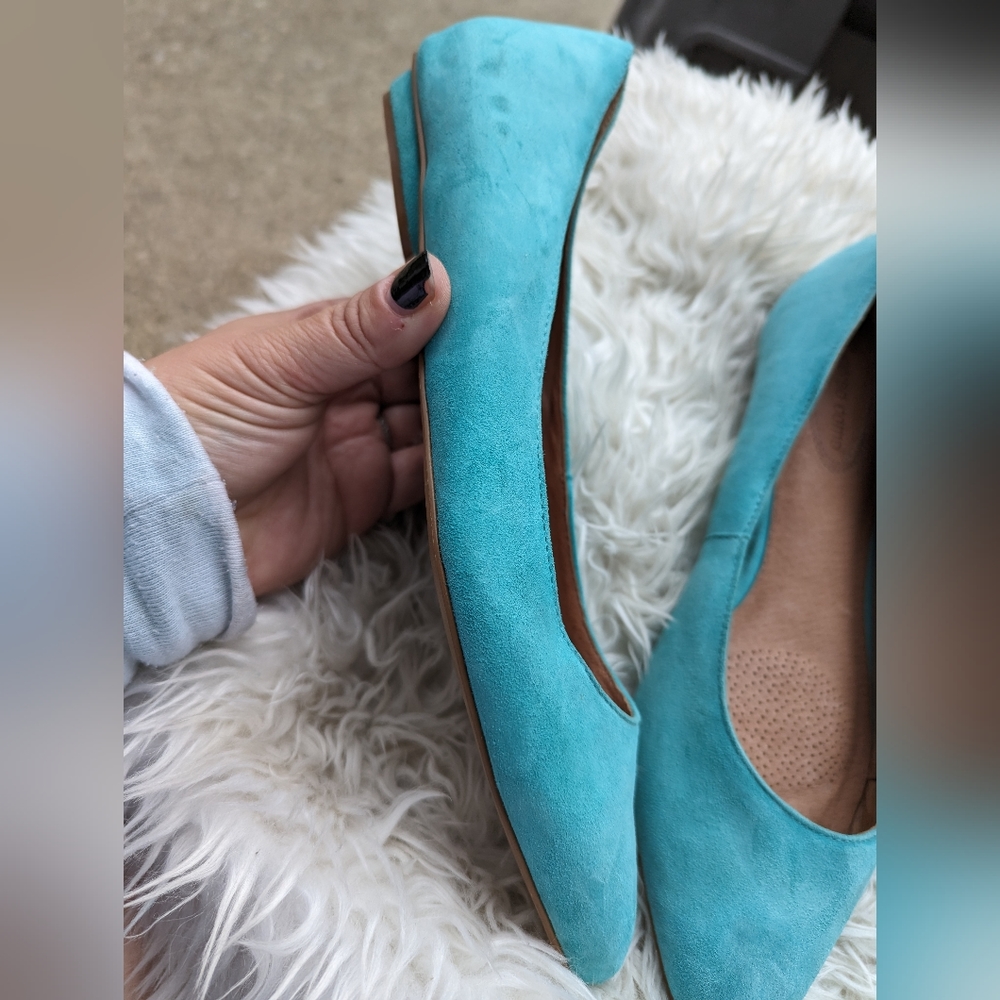 Corso Como Teal Blue Suede Flats Size 9